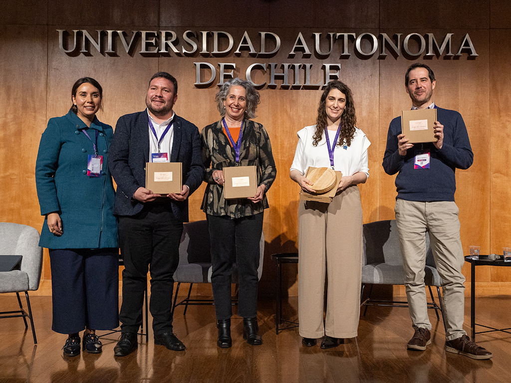 Socios exponen en Primer Summit de Longevidad Autónoma