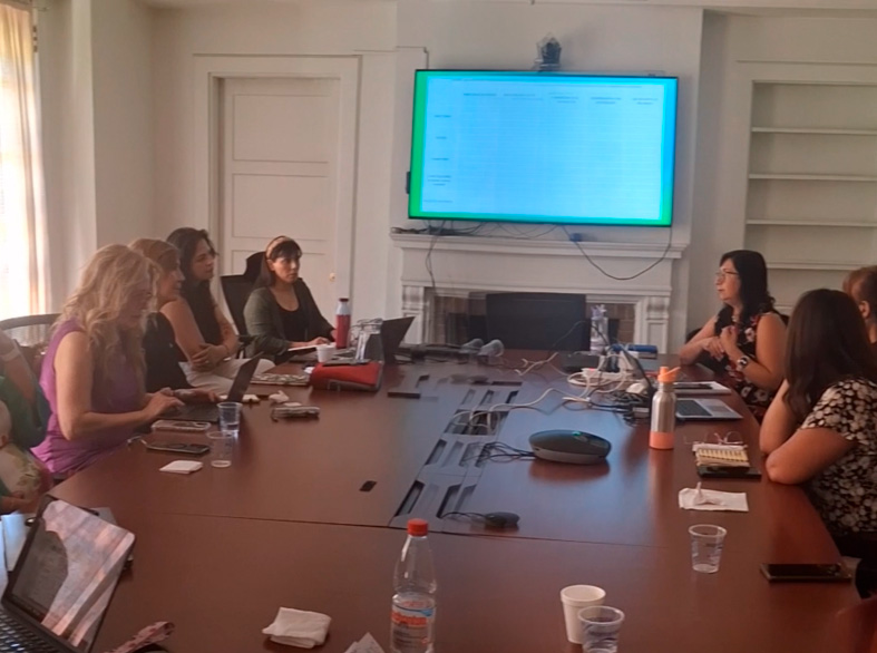 Dra. Adriana López Ravest asume la presidencia de la SGGCh