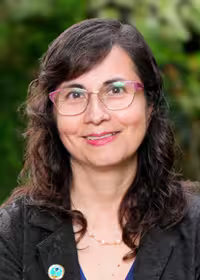 Dra. Adriana López R.